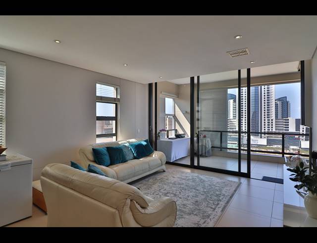 3 BEDROOM APARTMENT FOR SALE IN UMHLANGA CENTRAL